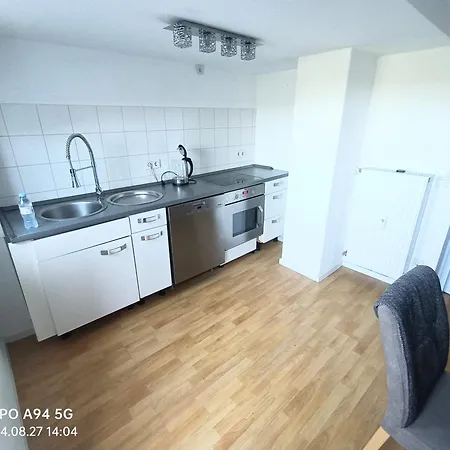 2zimmer Ug Wohnkueche Und Schlafzimmer