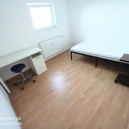 2zimmer Ug Wohnkueche Und Schlafzimmer *